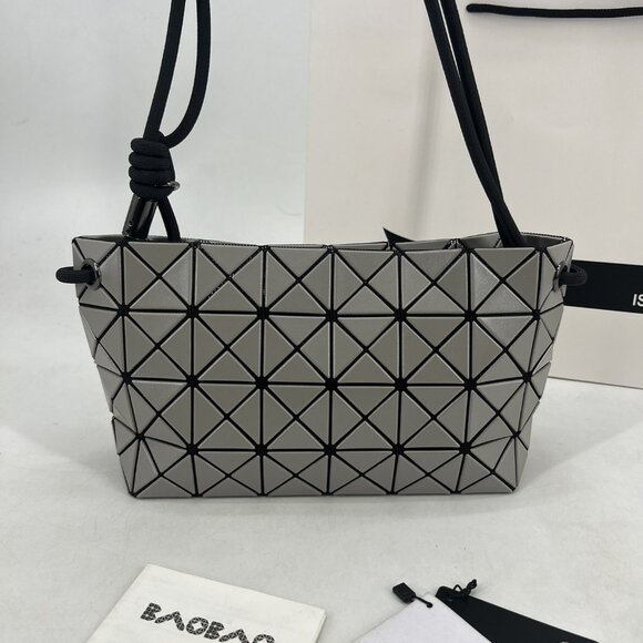 Issey Miyake drawstring tofu bag - Picture 1 of 8